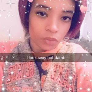 Meet your Posher, Cecilia